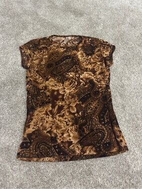 00s Roses y2K grunge Susan Lawrence Brown Paisley & Floral Short Sleeve Tee
